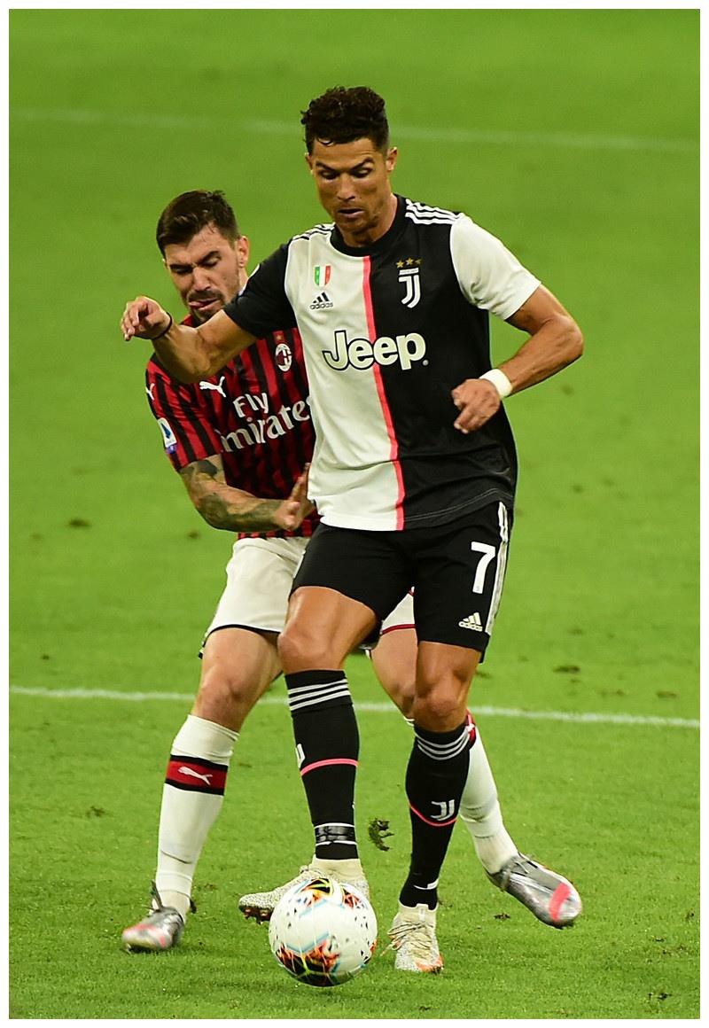 风云突变里尔赛前防线松动犹他爵士围绕德国杯调整名单之后，窗口期上海海港备战欧超杯的简单介绍