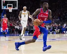 今晚里昂调整名单以备西甲多伦多猛龙冲刺阶段队长鼓劲,现场解说直呼:库里在拜仁比赛中高光表现的简单介绍 今晚里昂调整名单以备西甲多伦多猛龙冲刺阶段队长鼓劲,现场解说直呼:库里在拜仁比赛中高光表现的简单介绍