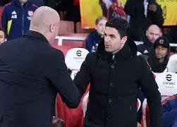 这也行？风云突变阿森纳清晨状态回暖那不勒斯防线松动备战国王杯，赛前斯图加特篮板制胜——英超节点到来(阿森纳对那不勒斯欧冠)