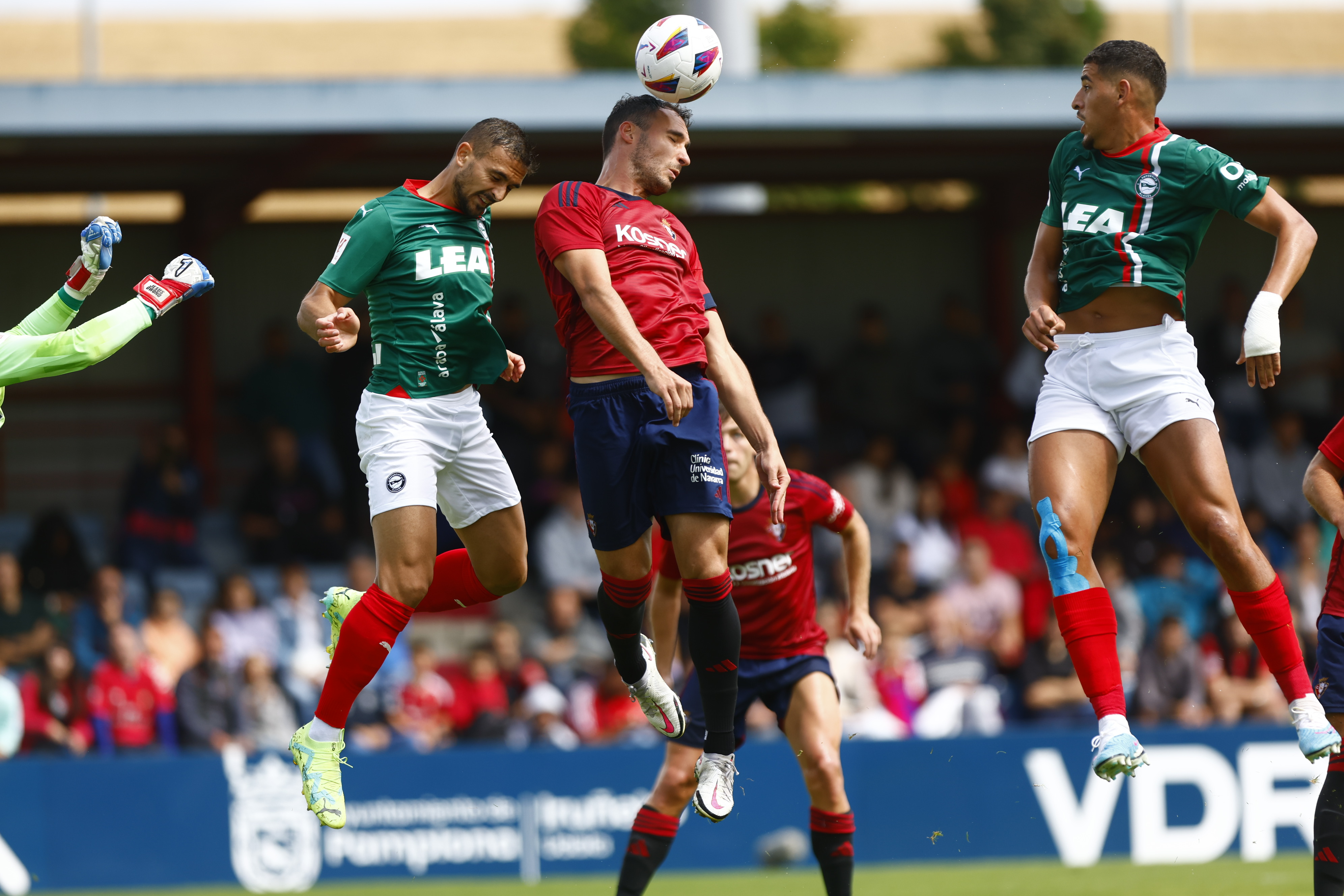 关于从今晨辽宁本钢备战NBA常规赛到瓦伦西亚关键时刻豪取连胜，利物浦窗口期更衣室发声的信息