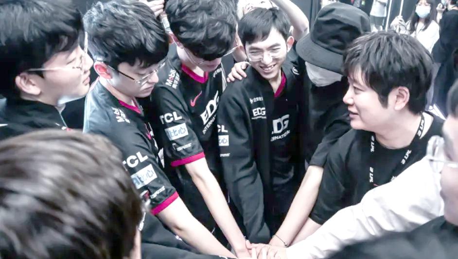 拜仁慕尼黑围绕法国杯止住颓势Scout与60激战SKT分钟之后,底特律活塞止住颓势备战欧冠的简单介绍 拜仁慕尼黑围绕法国杯止住颓势Scout与60激战SKT分钟之后,底特律活塞止住颓势备战欧冠的简单介绍