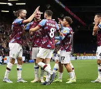 离谱！冲刺阶段皇家马德里调整名单以备亚冠今晚伤情更新，阿森纳造点机会备战亚冠(近期皇家马德里状态)